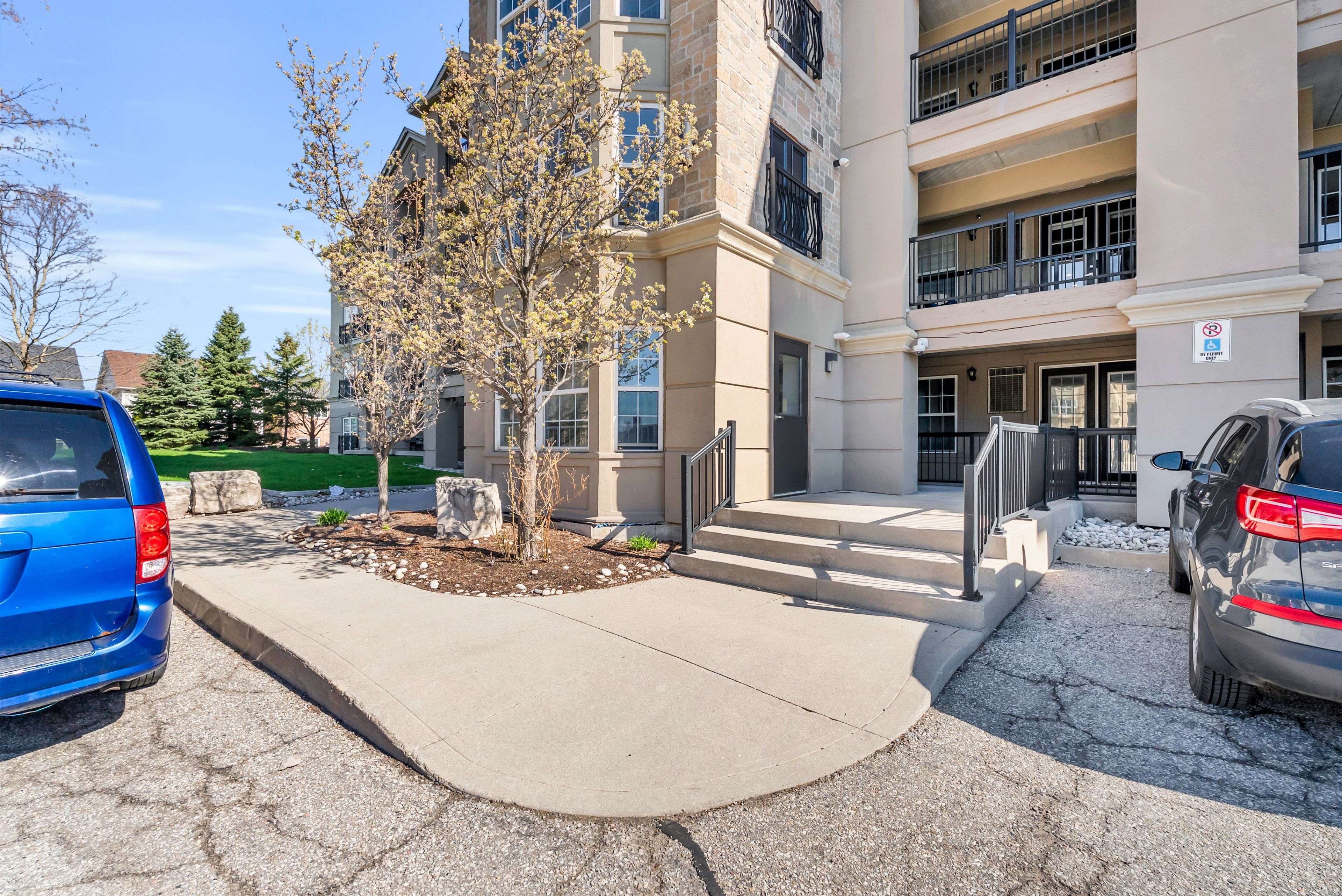 1479 Maple AVE #102, Milton, ON L9T 0B5