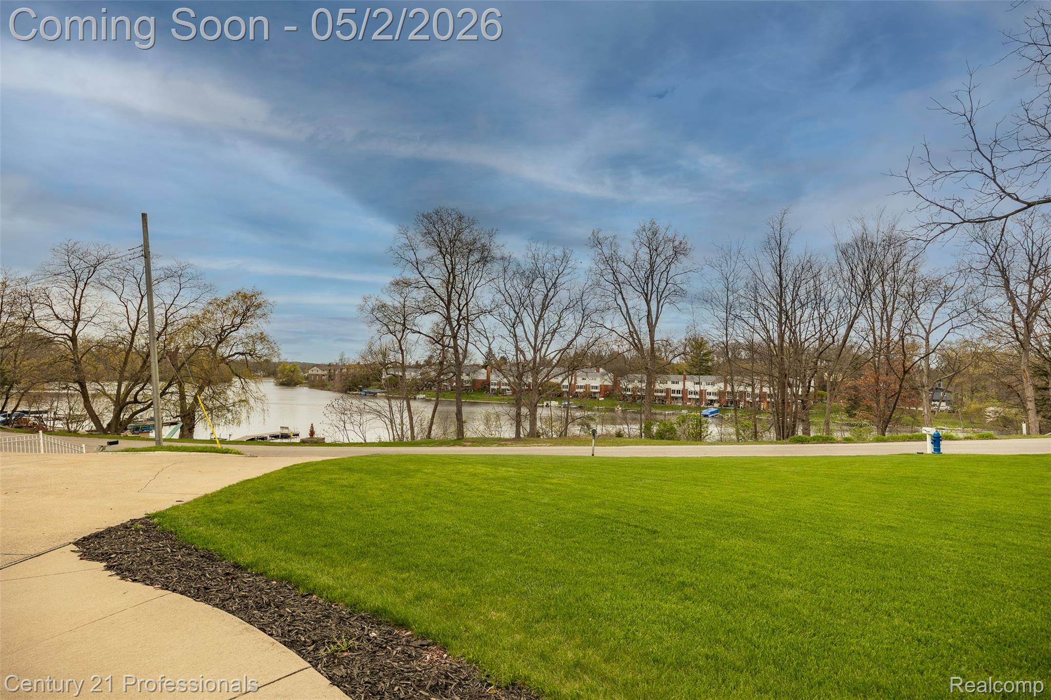 6591 Windiate RD, Waterfordchartertownship_oakland, MI 48329