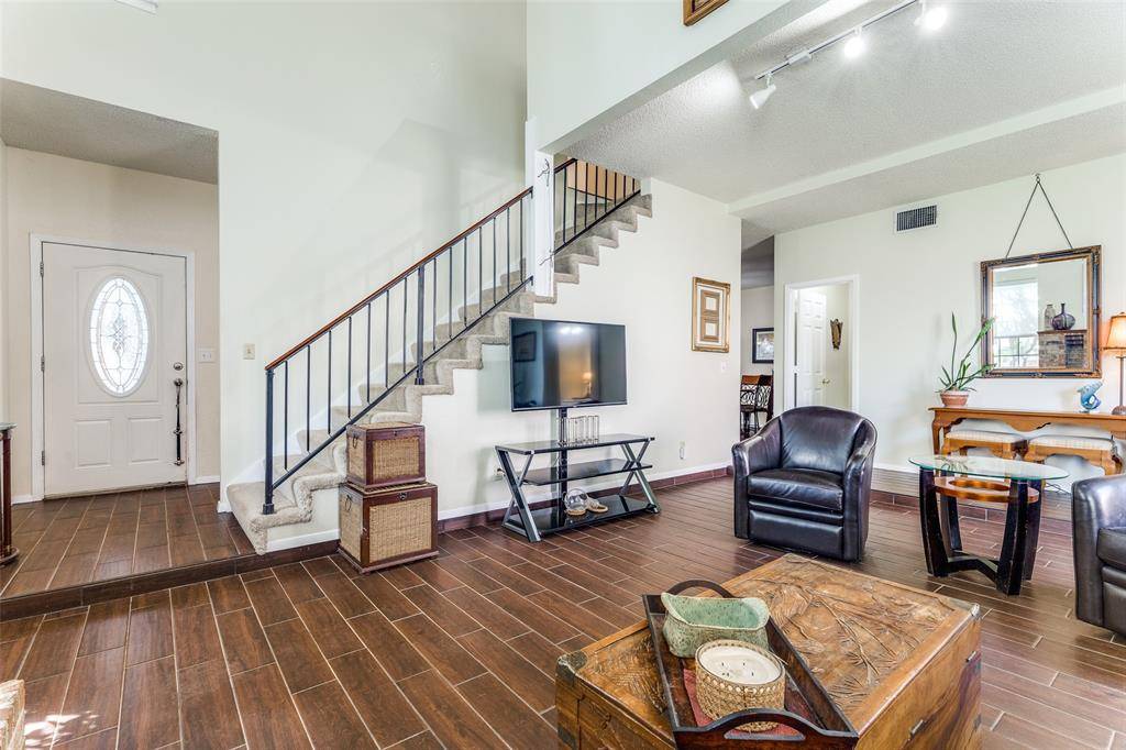 8305 Mountain Lake Court, Fort Worth, TX 76179