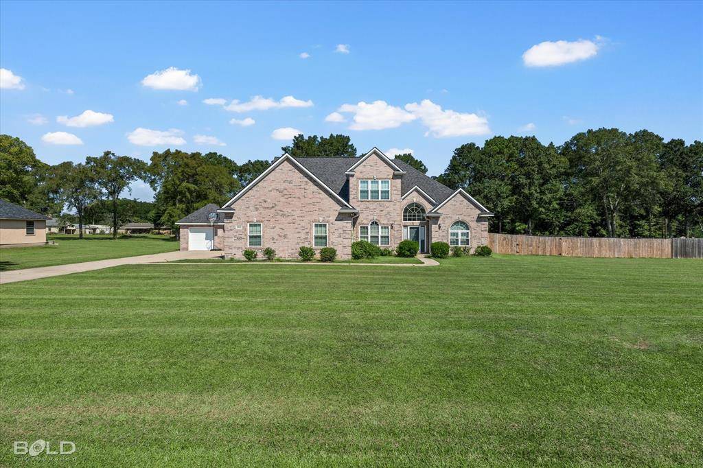 5882 Sunset Trace Drive, Keithville, LA 71047
