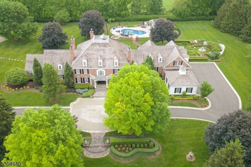 3 Winston Farm Ln, Mendham Twp., NJ 07931