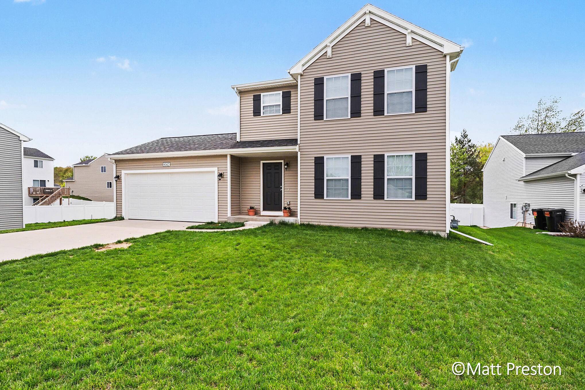 6342 Vine Leaf DR, Allendale Twp, MI 49401