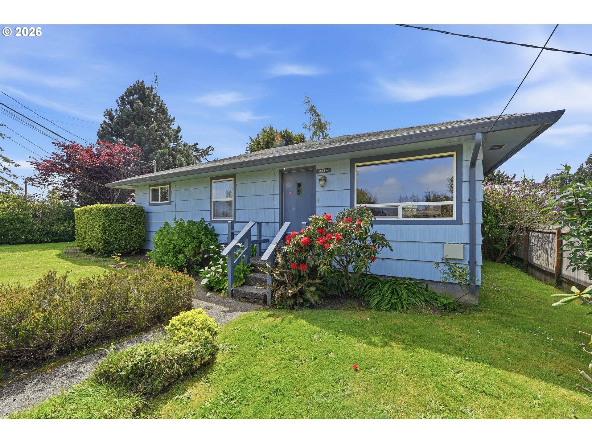 2984 MYRTLE ST, North Bend, OR 97459