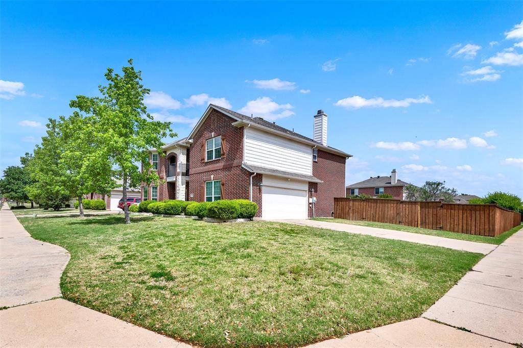 1300 Iron Dale Drive, Wylie, TX 75098