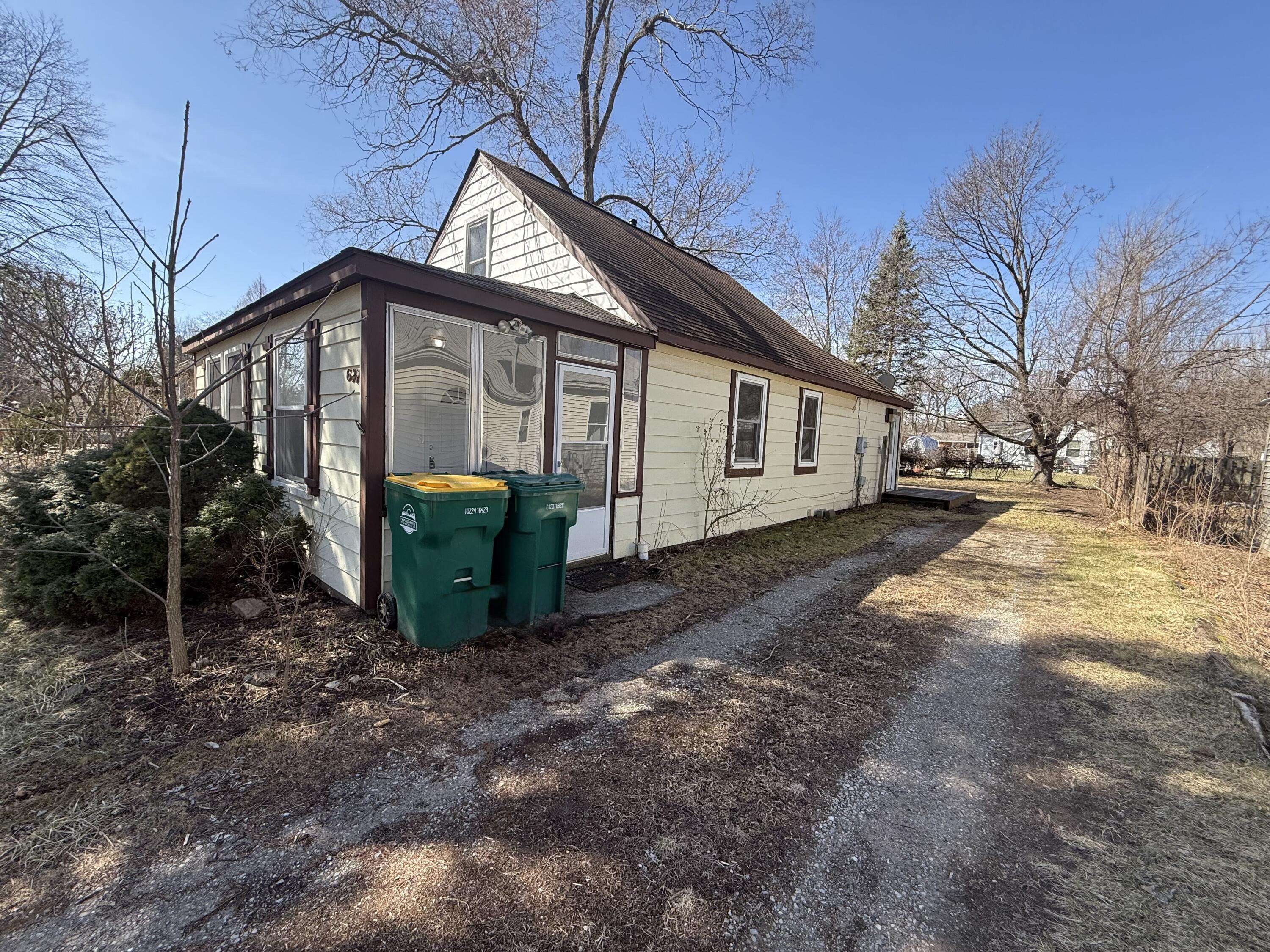 633 Bagley AVE, Ypsilantichartertownship_washtenaw, MI 48198