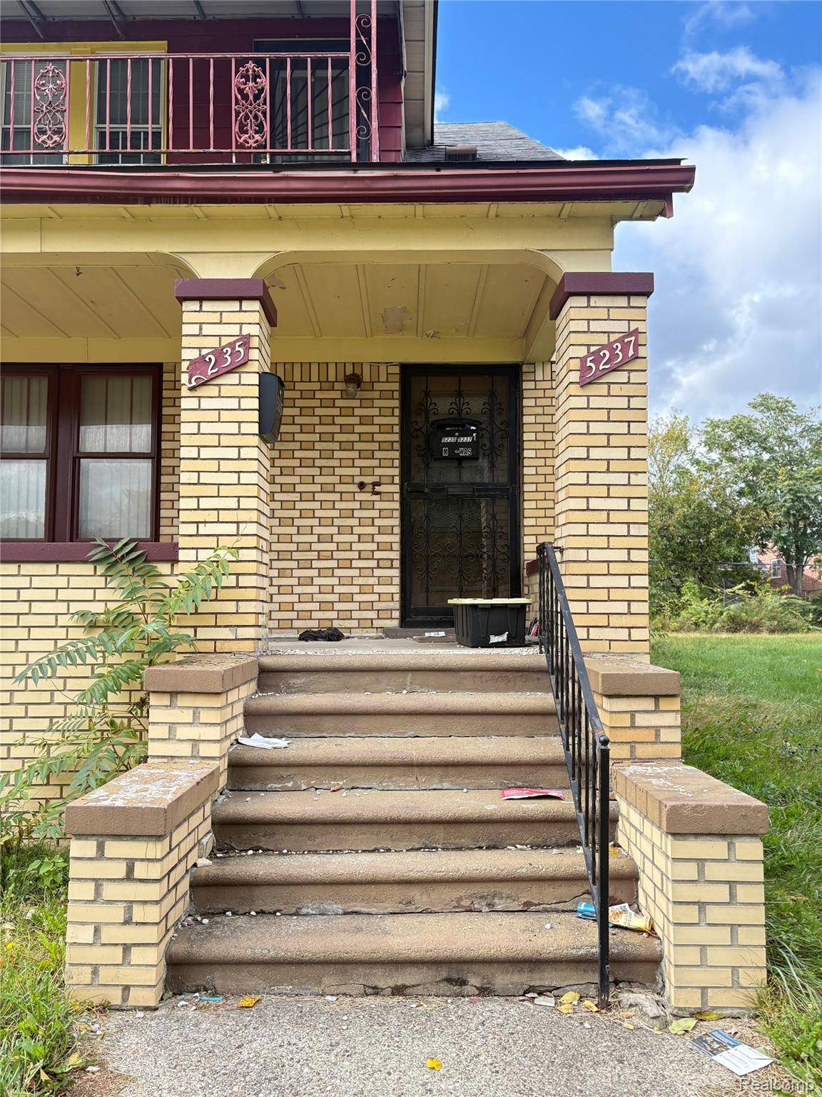 5235 Chalmers ST E, Detroitcity_wayne, MI 48213