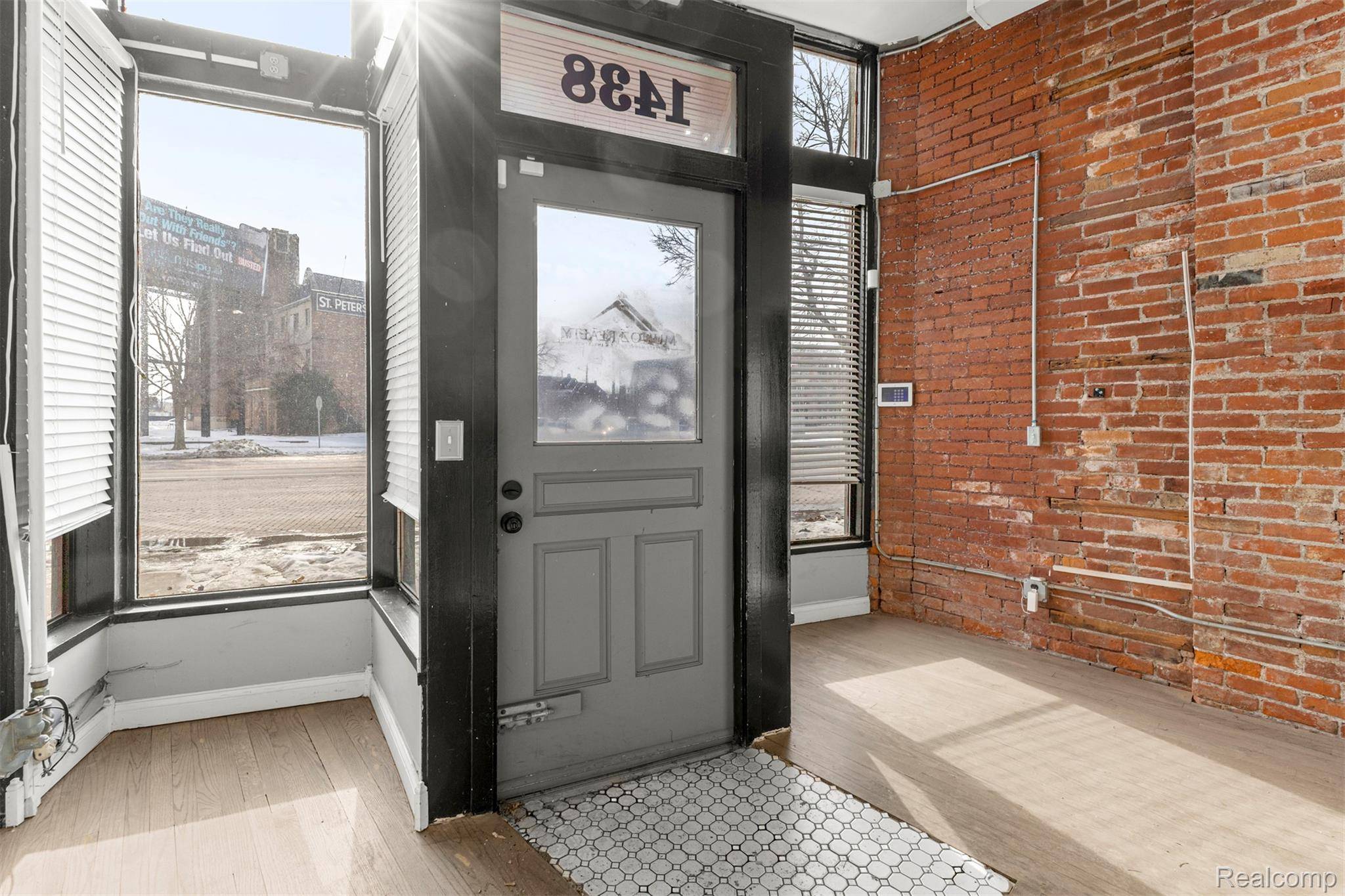 1438 Michigan Ave, Detroitcity_wayne, MI 48216