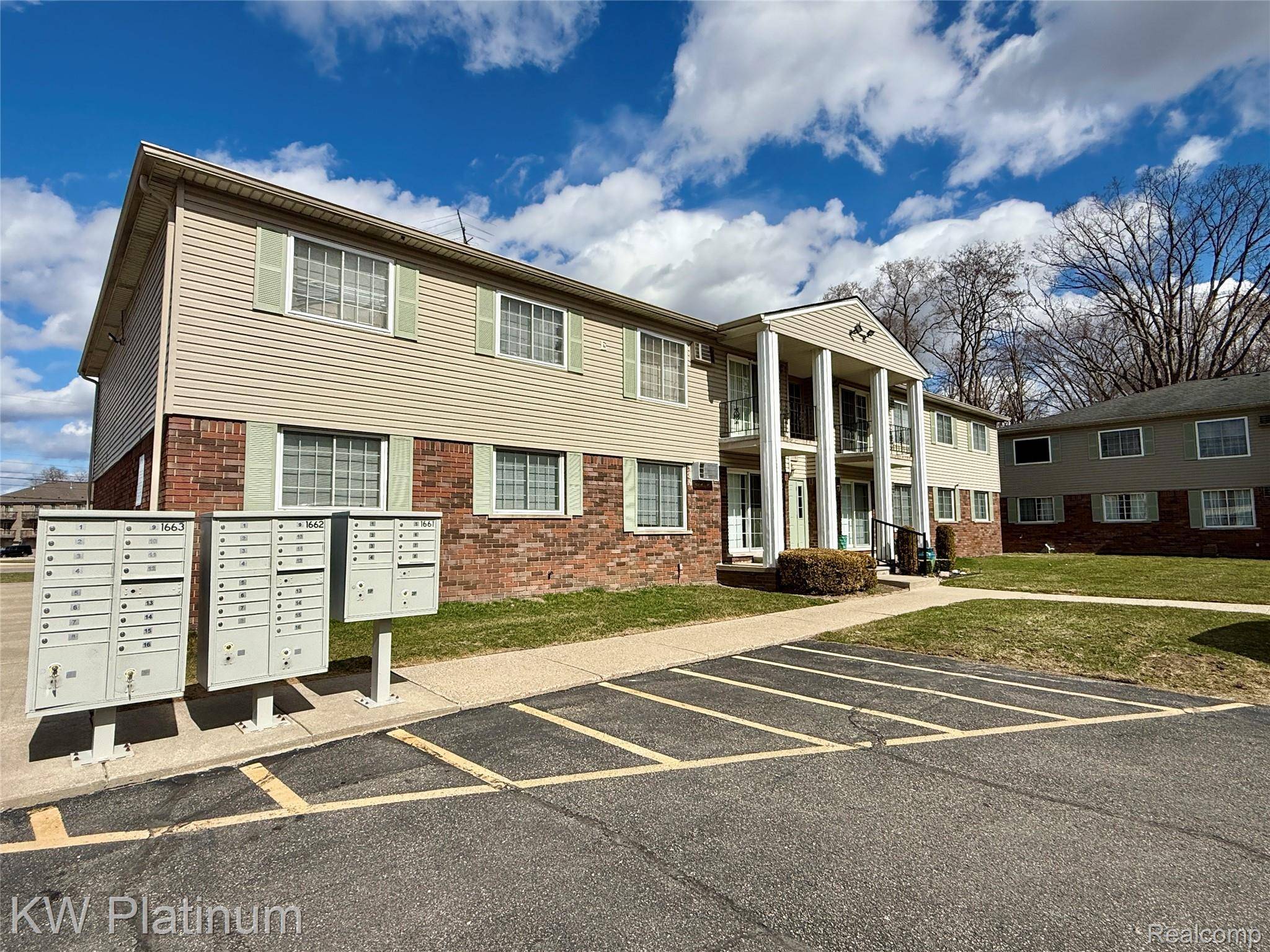 8214 24 Mile RD, Shelbychartertownship_macomb, MI 48316