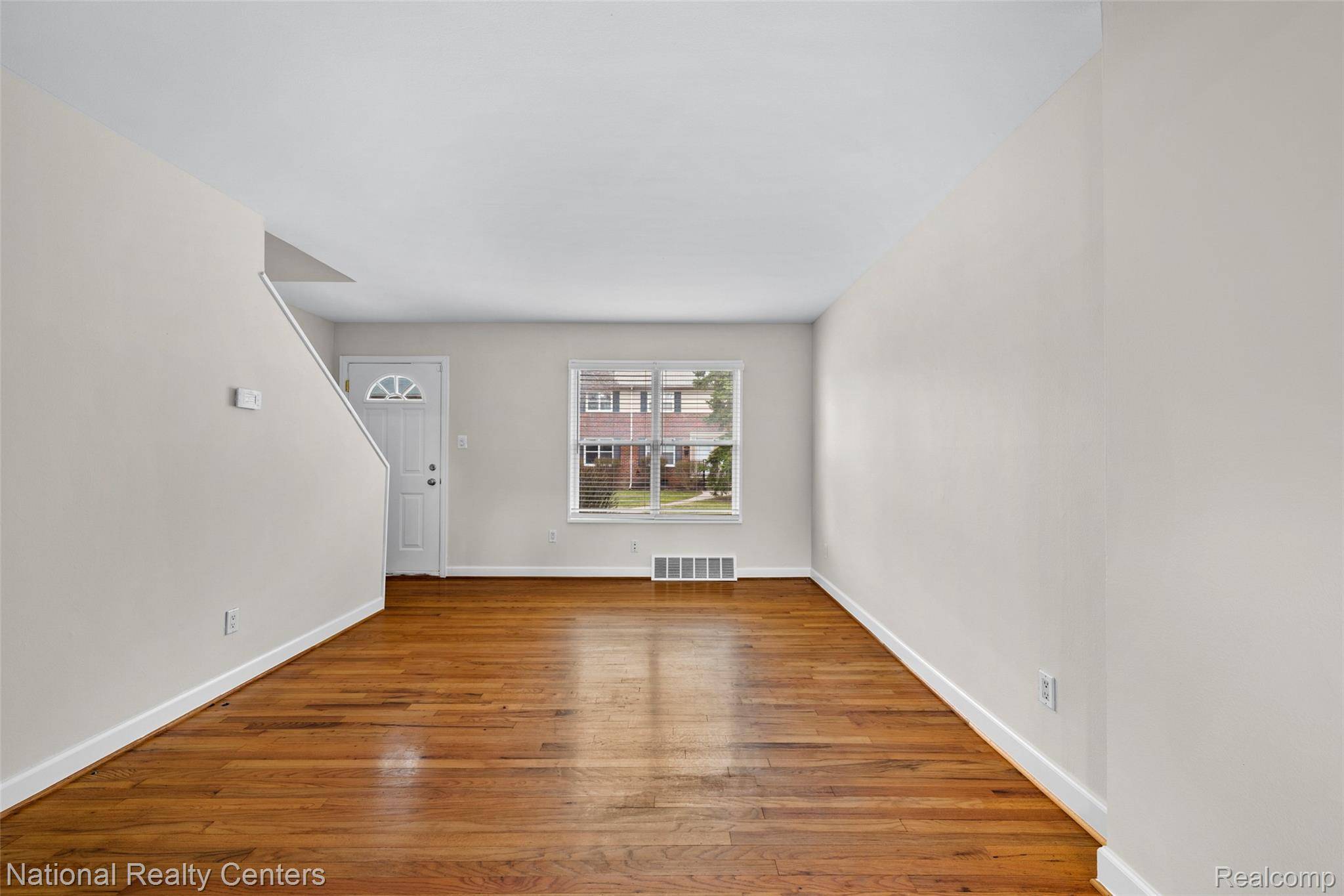 3352 Coolidge HWY #11, Royaloakcity_oakland, MI 48073