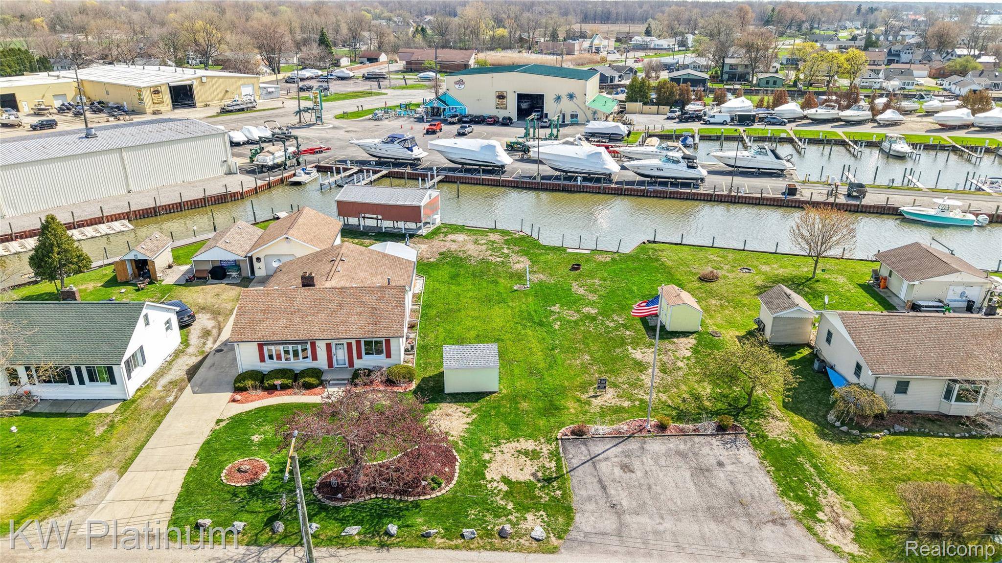 7825 Alexandria DR, Iratownship_stclair, MI 48023