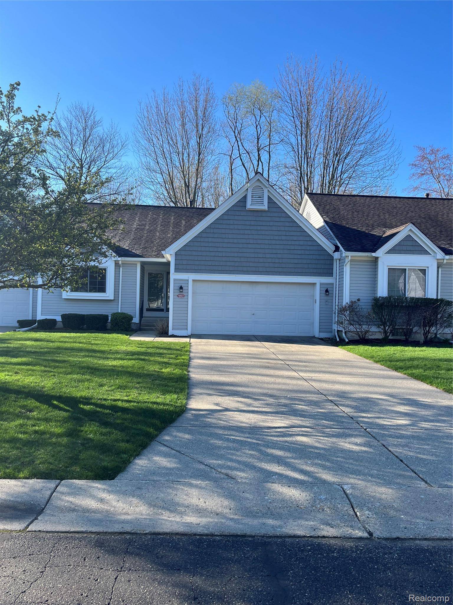 6768 Tanglewood, Waterford Charter Township, MI 48327