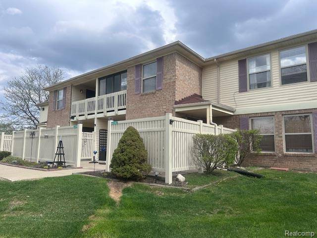 61101 Greenwood DR, Southlyoncity_oakland, MI 48178