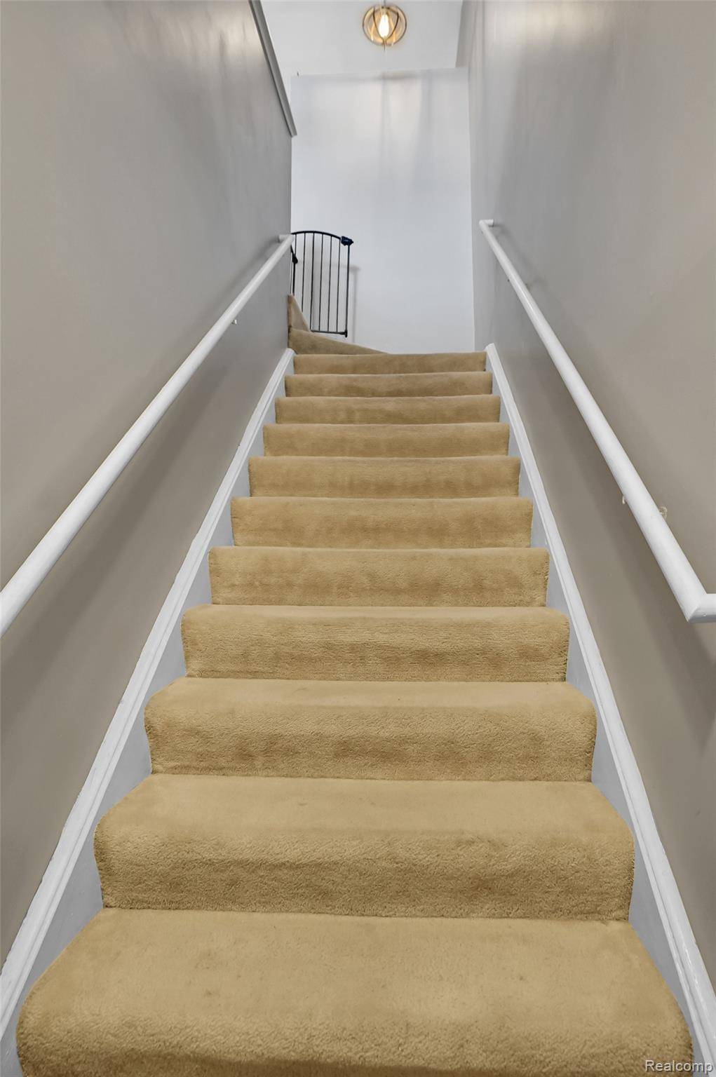 61101 Greenwood DR, Southlyoncity_oakland, MI 48178