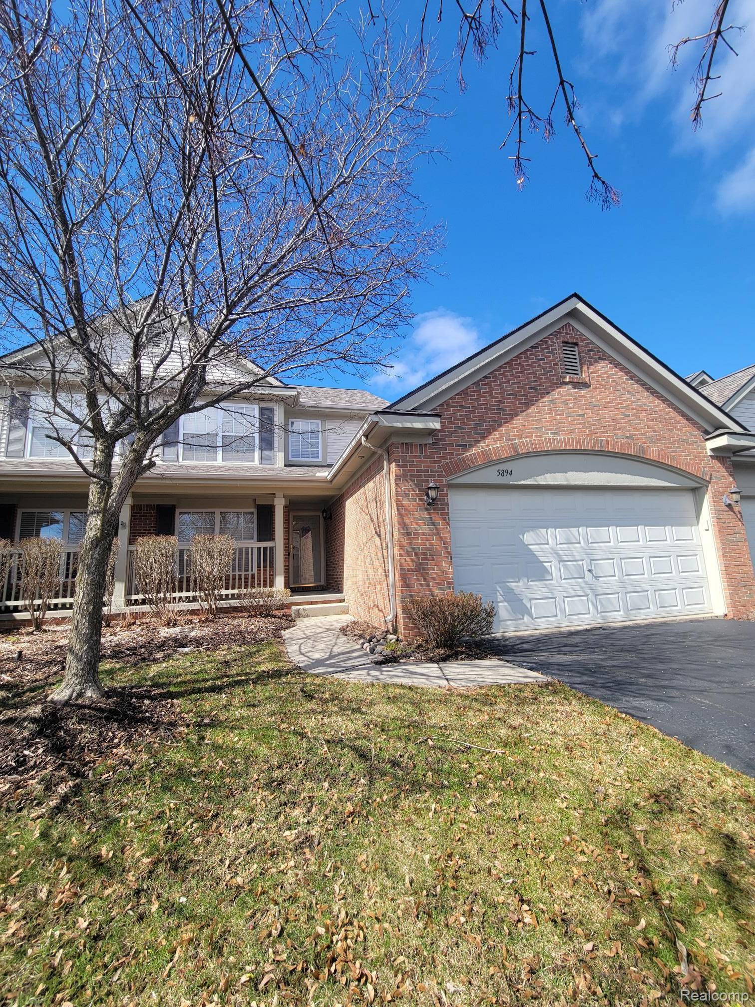 5894 Augusta LN, Hollytownship_oakland, MI 48439