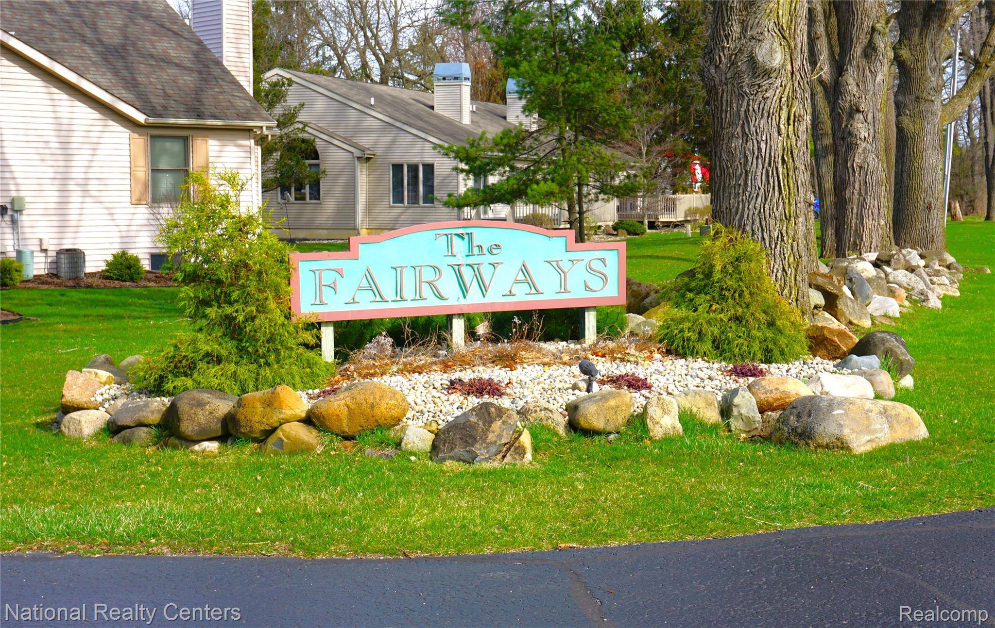 4269 Fairway LN, Summittownship_jackson, MI 49201