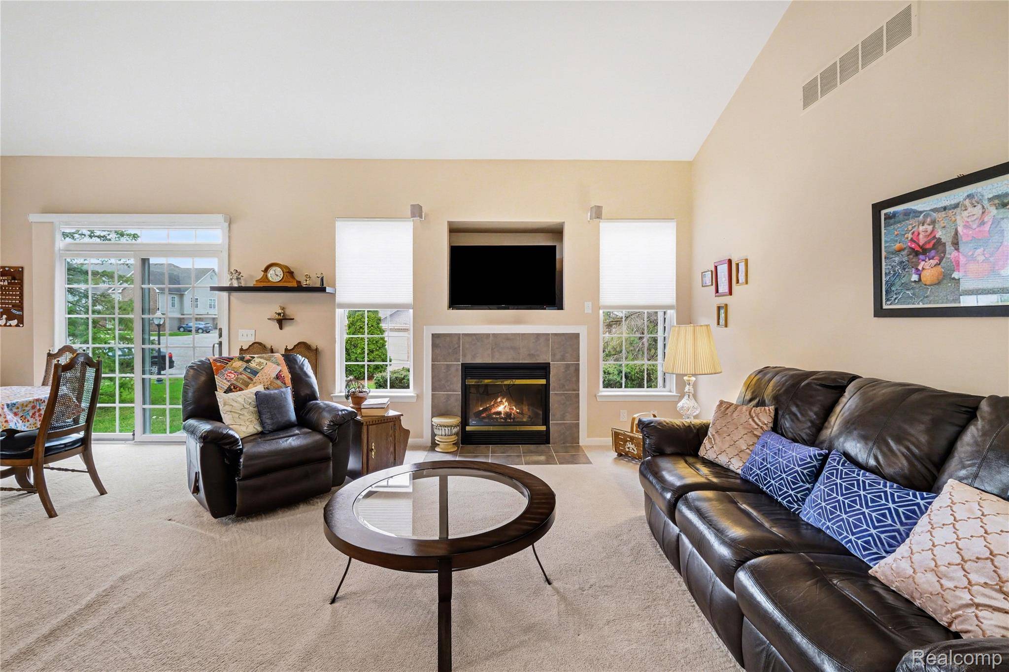 1601 Mallard Pond DR, Oceolatownship_livingston, MI 48855