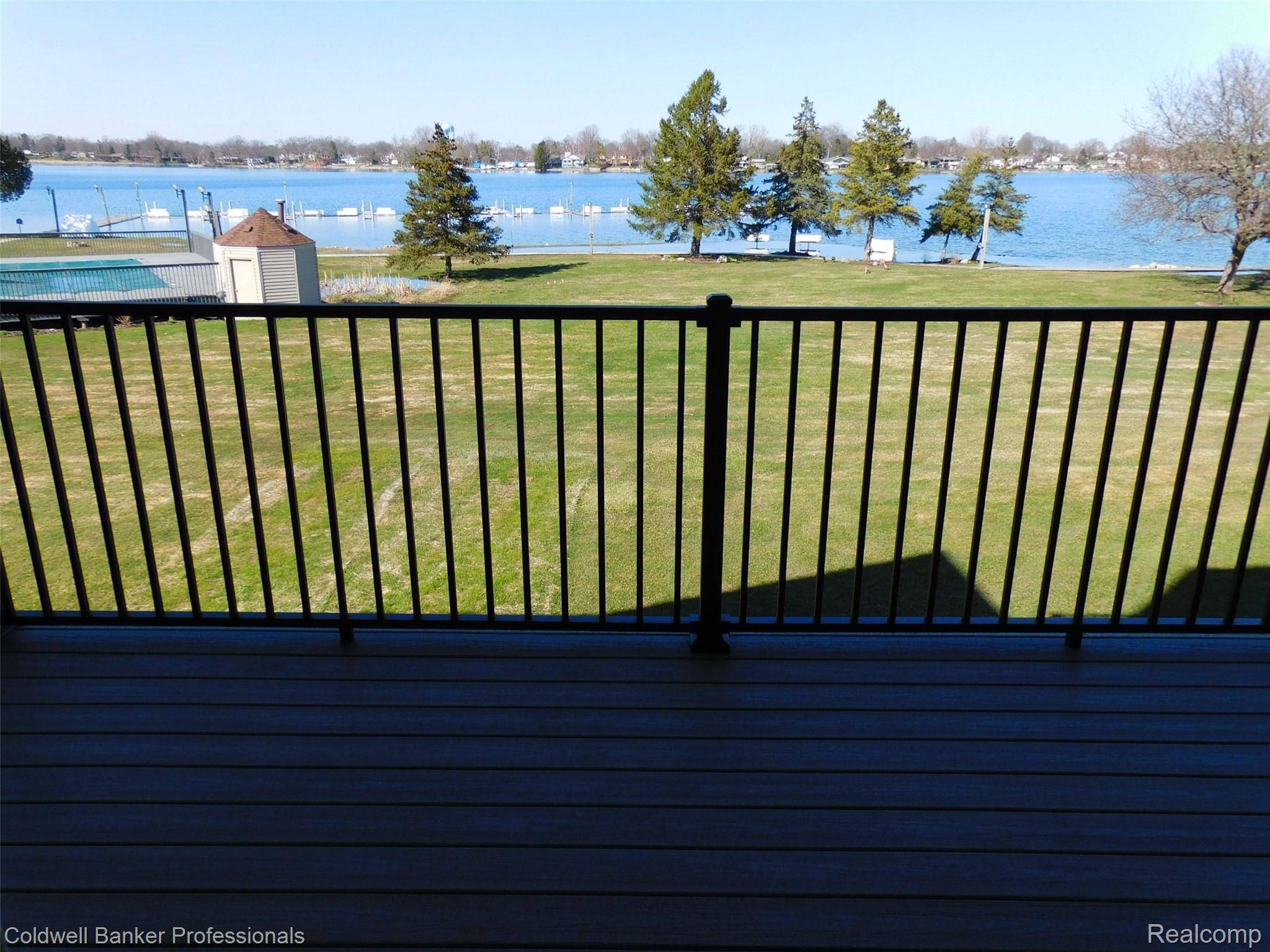 3436 Adams Shore DR, Waterfordchartertownship_oakland, MI 48329