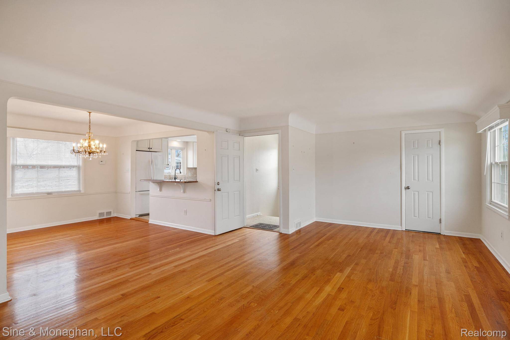 612 Cadieux RD, Grossepointecity_wayne, MI 48230