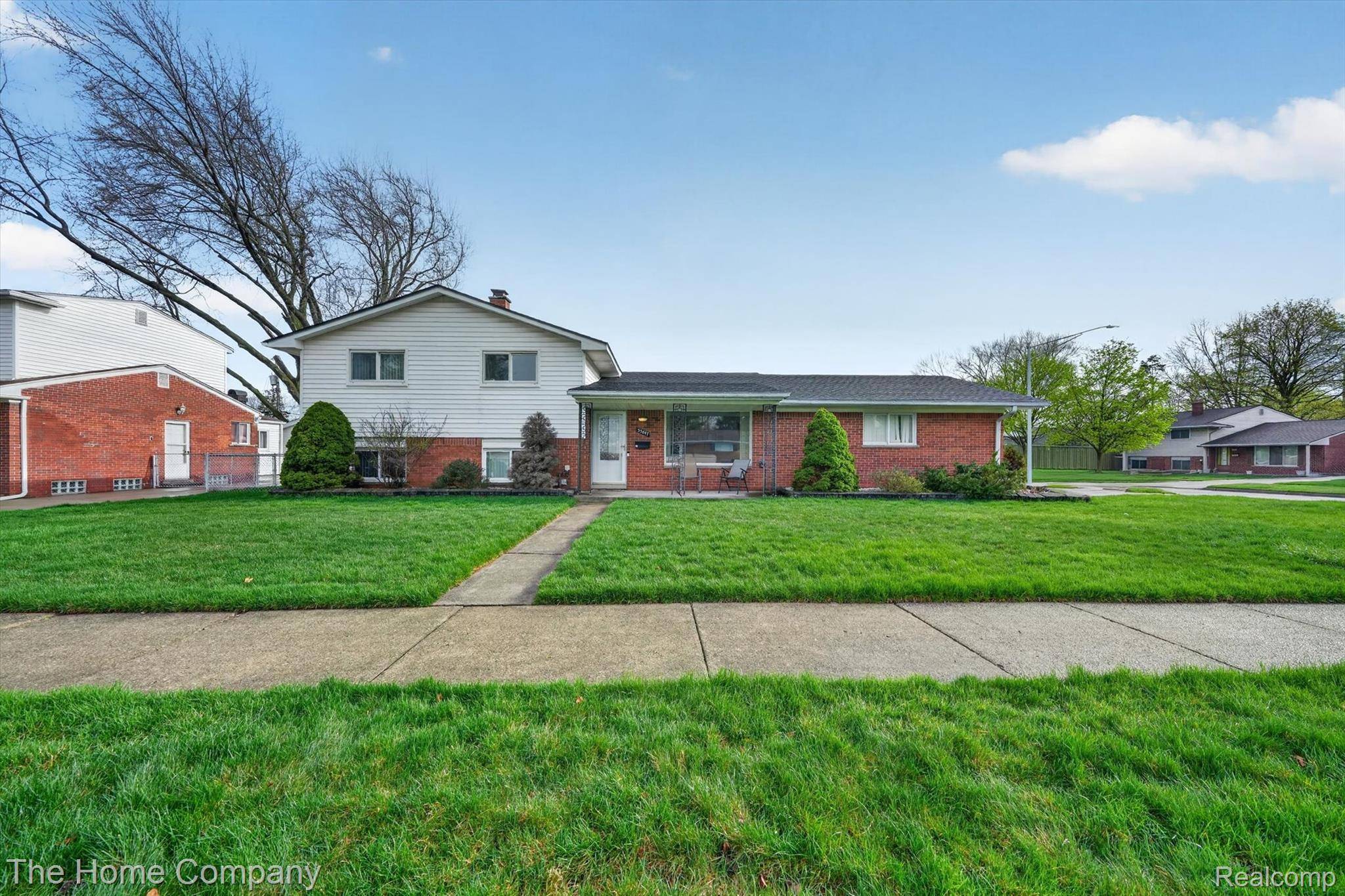 33847 Tawas TRL, Westland, MI 48185