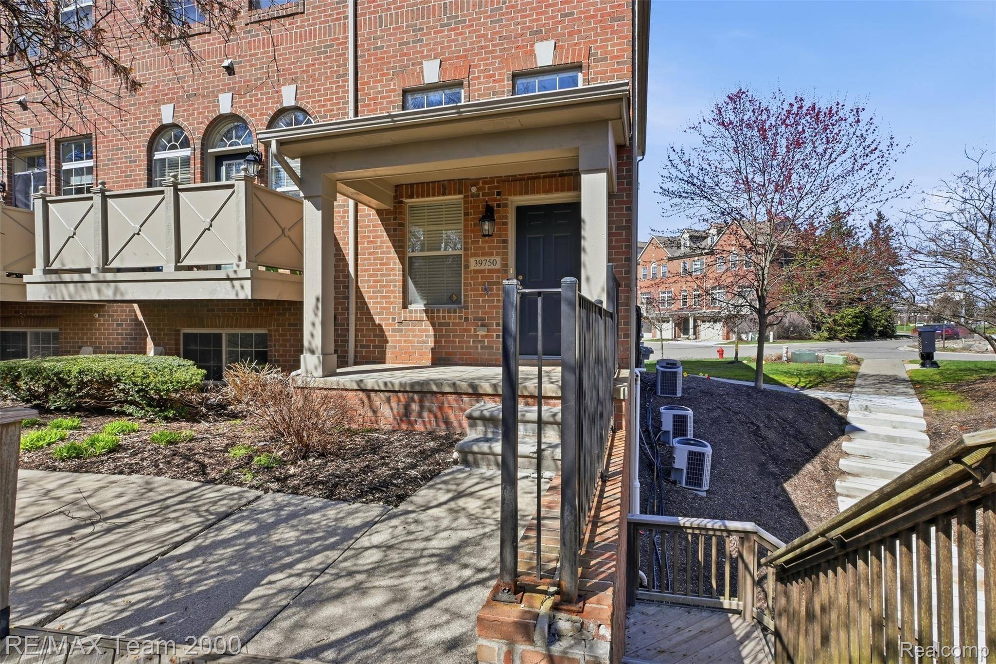 39750 ROCKCREST CIR, Northvilletownship_wayne, MI 48168