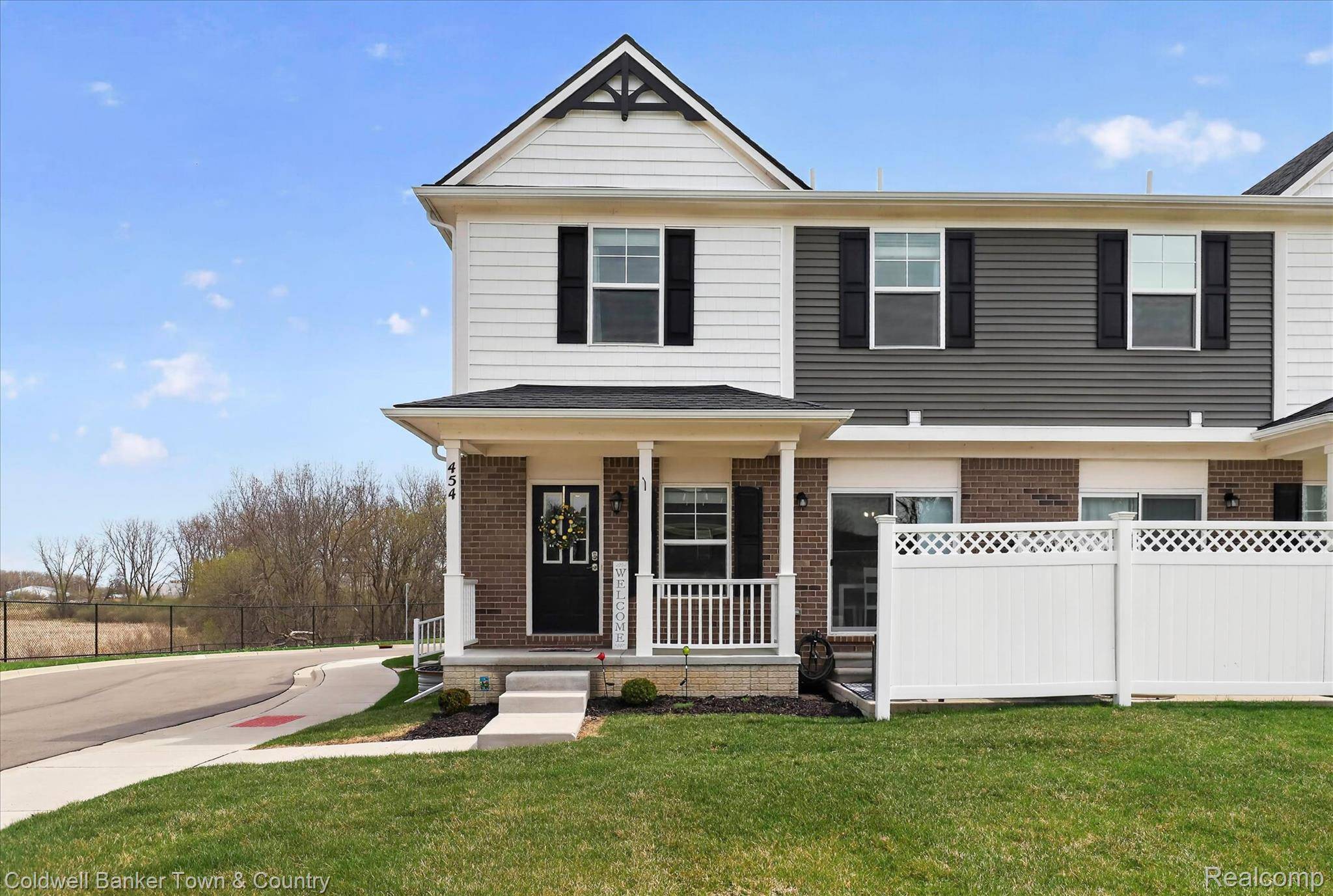 454 Maple Cove CIR #19, Salinecity_washtenaw, MI 48176