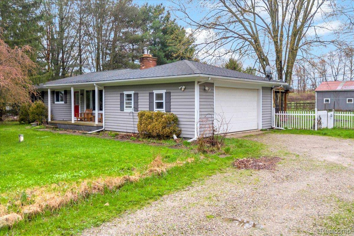 4360 Sherwood RD, Brandon Charter Township, MI 48462