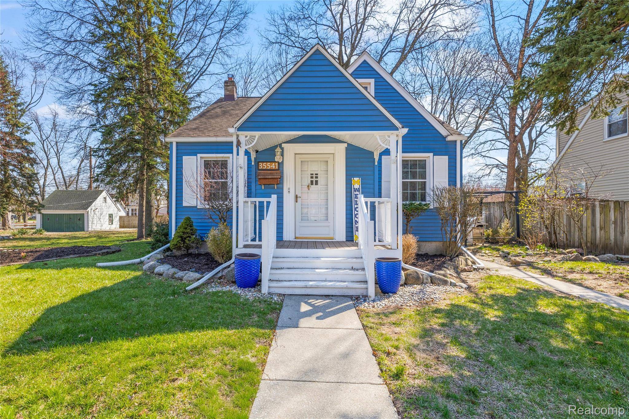 35541 Glenwood RD, Wayne, MI 48184