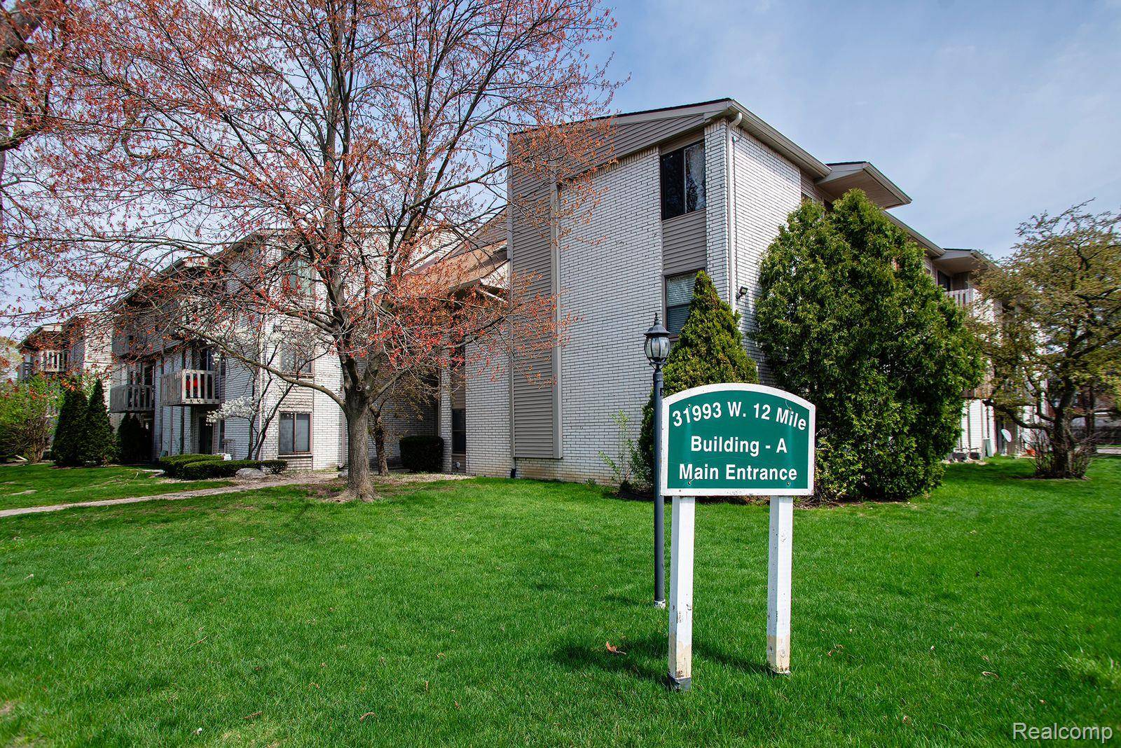 31993 W 12 Mile RD #109, Farmingtonhillscity_oakland, MI 48334