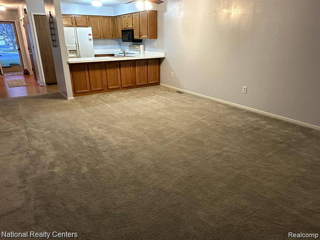 33309 Mill Race CIR, Westlandcity_wayne, MI 48185