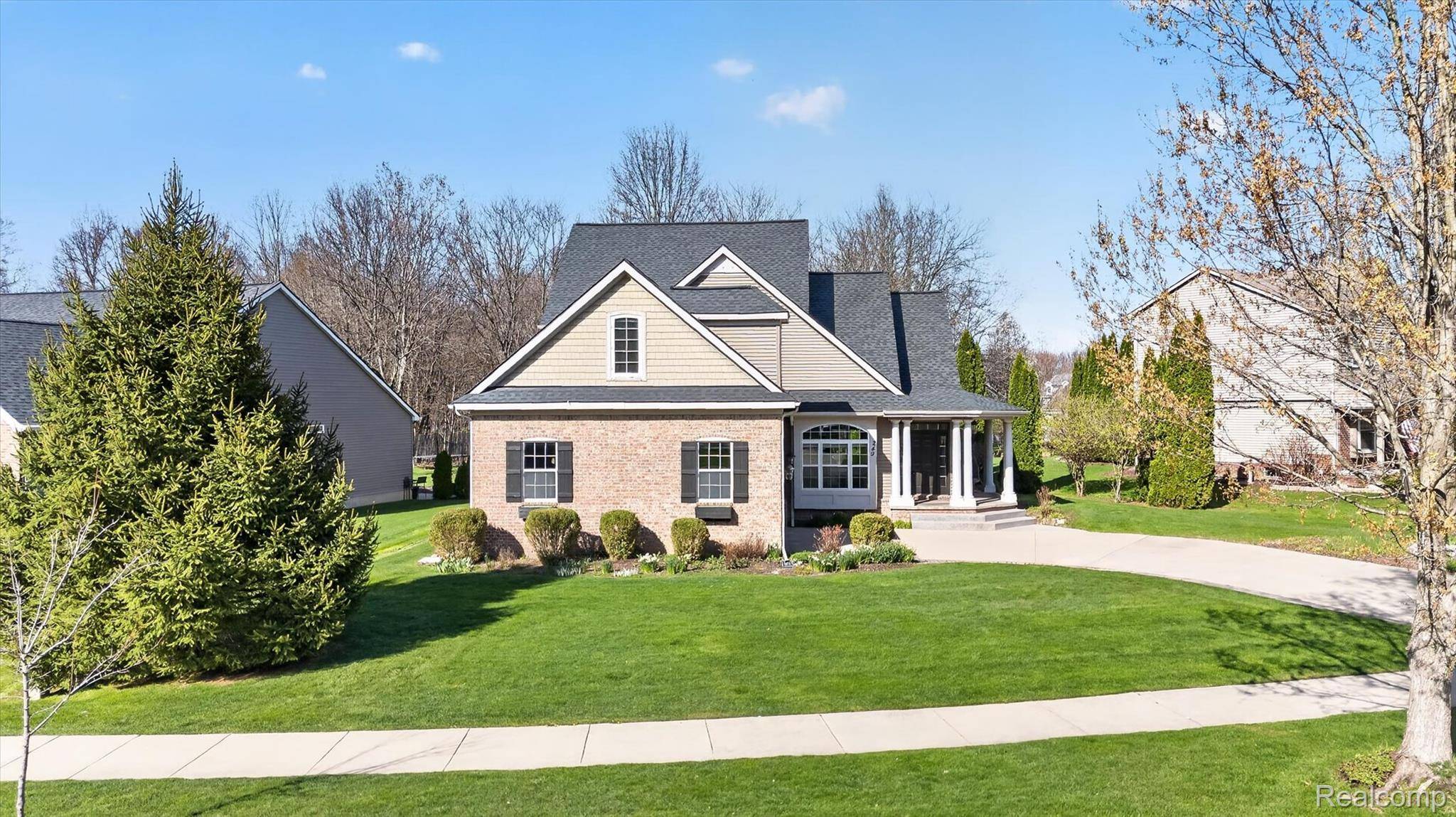 249 Summer Shade DR, Marion Township, MI 48843