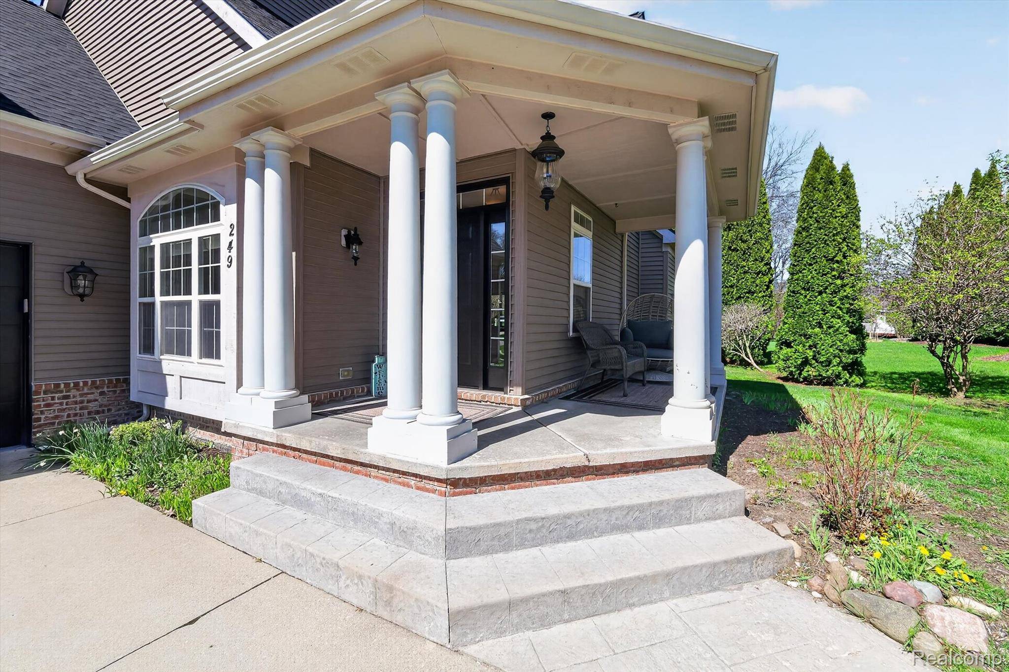 249 Summer Shade DR, Mariontownship_livingston, MI 48843