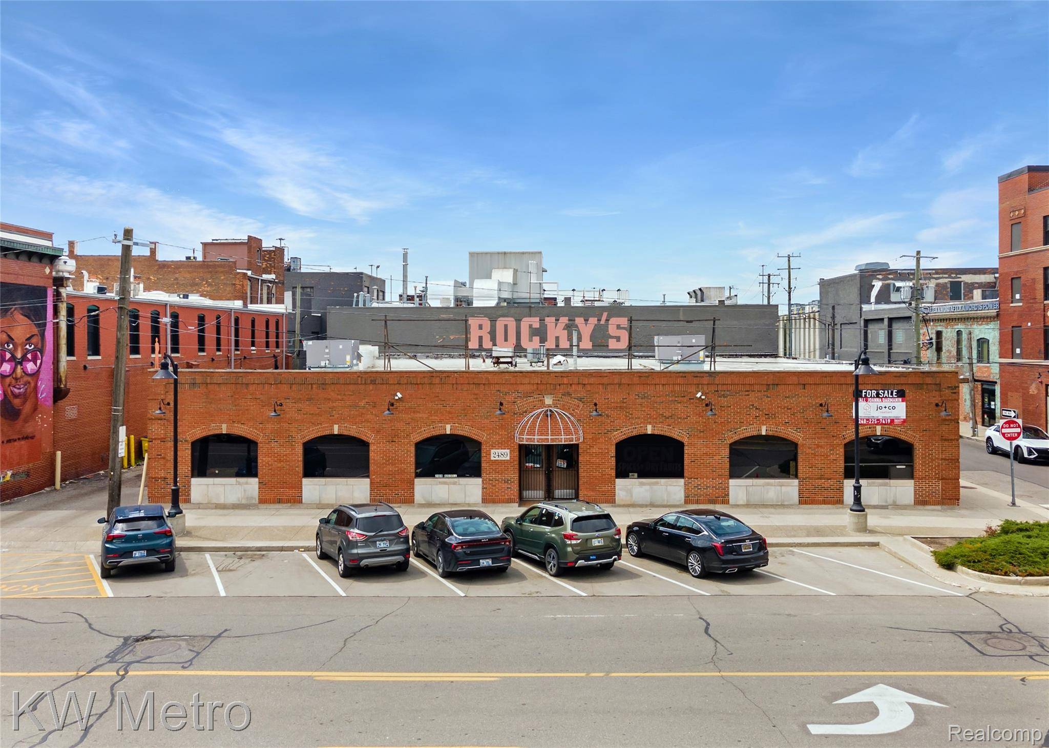 2489 Russell ST, Detroit, MI 48207