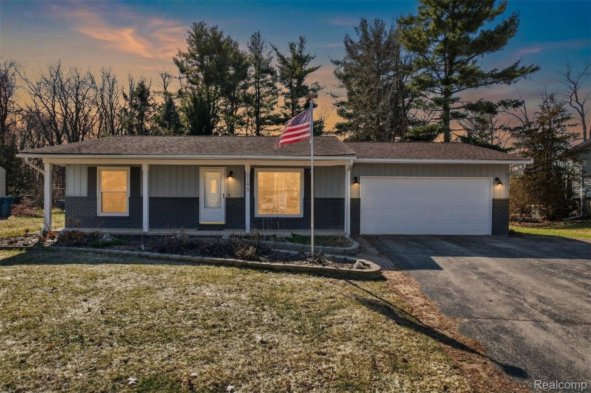 9155 Satelite DR, Whitelakechartertownship_oakland, MI 48386