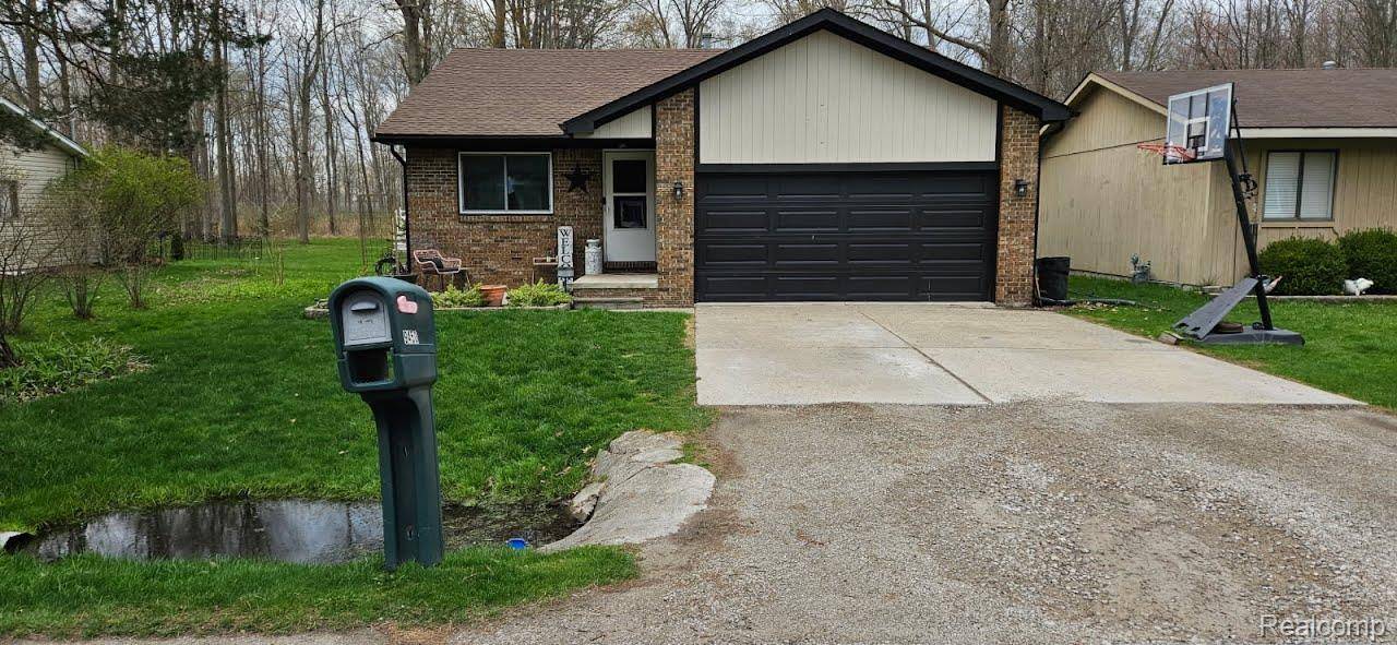 9450 Lakepointe BLVD, Claytownship_stclair, MI 48001