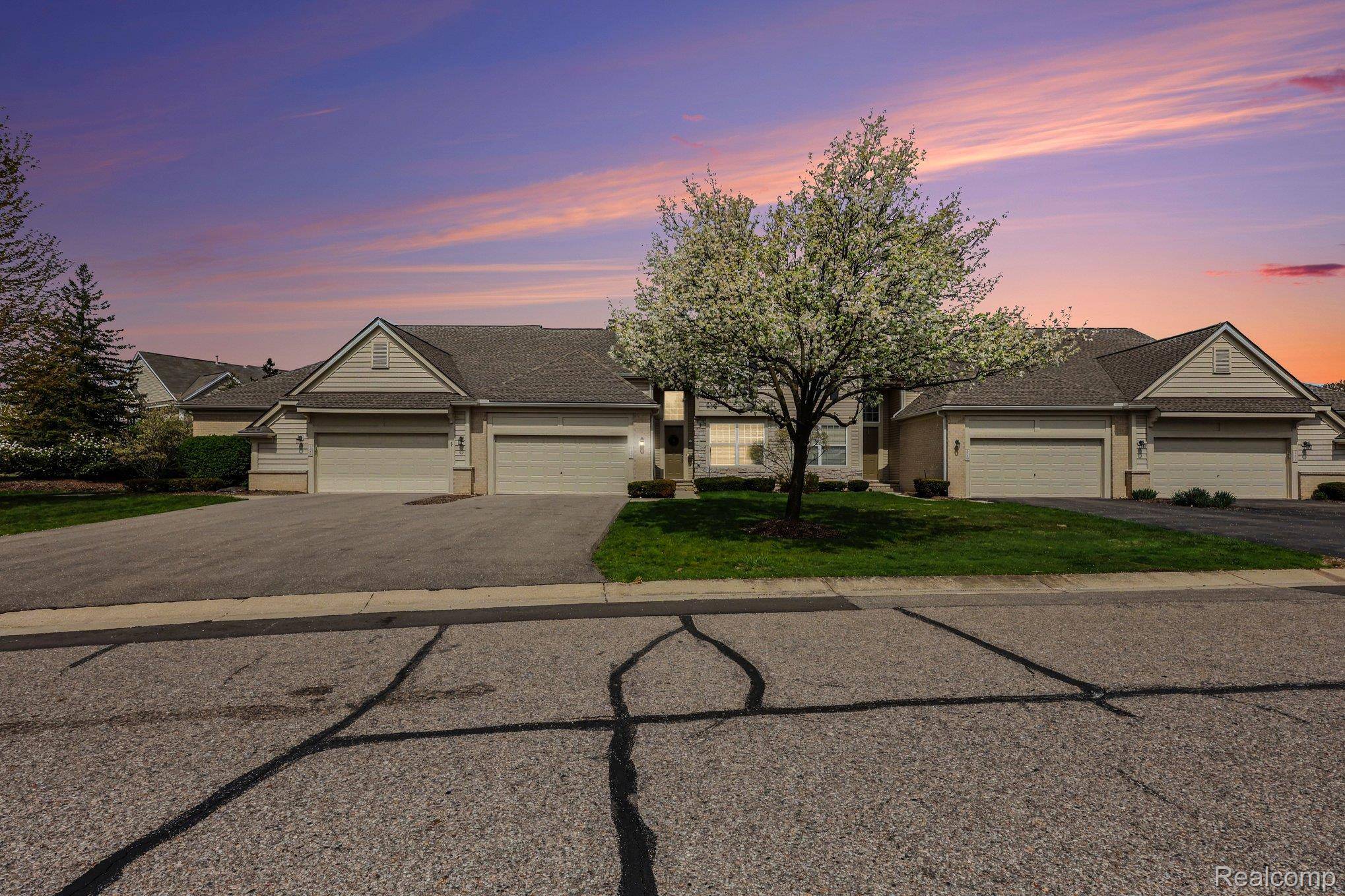 1245 Alameda BLVD, Troy, MI 48085