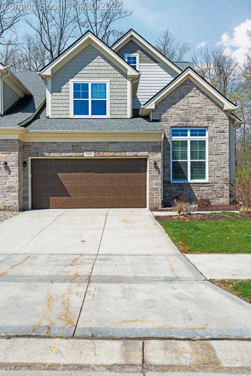 3020 N Spurway DR, Annarborcity_washtenaw, MI 48105