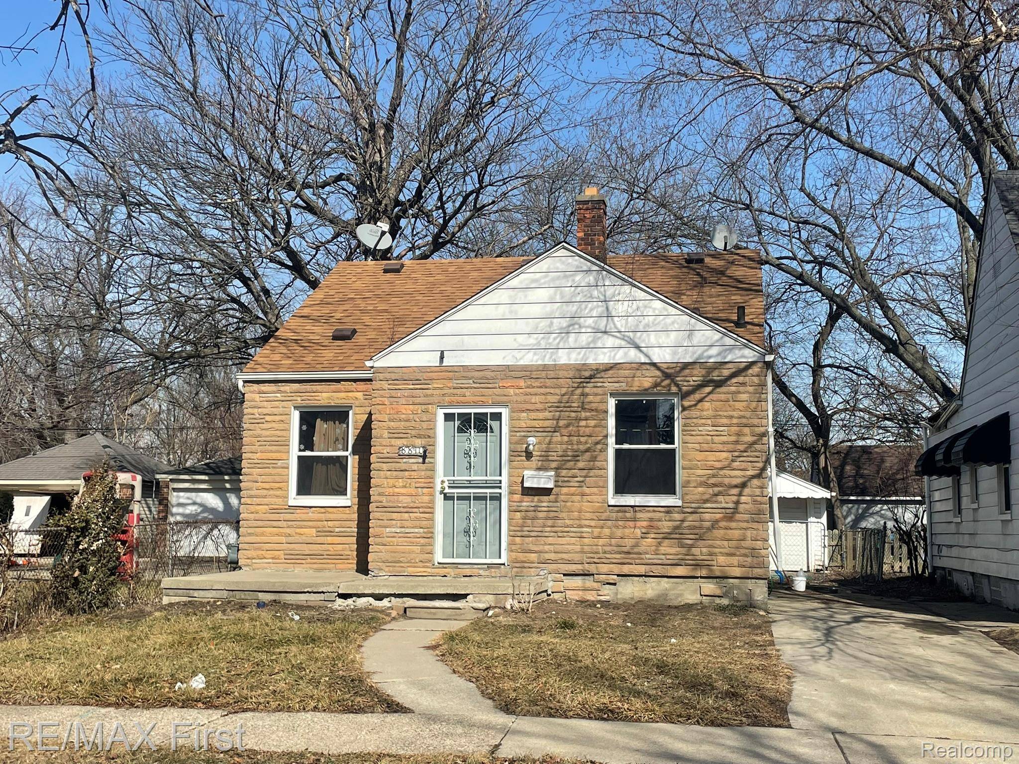 8810 Farmbrook ST, Detroitcity_wayne, MI 48224