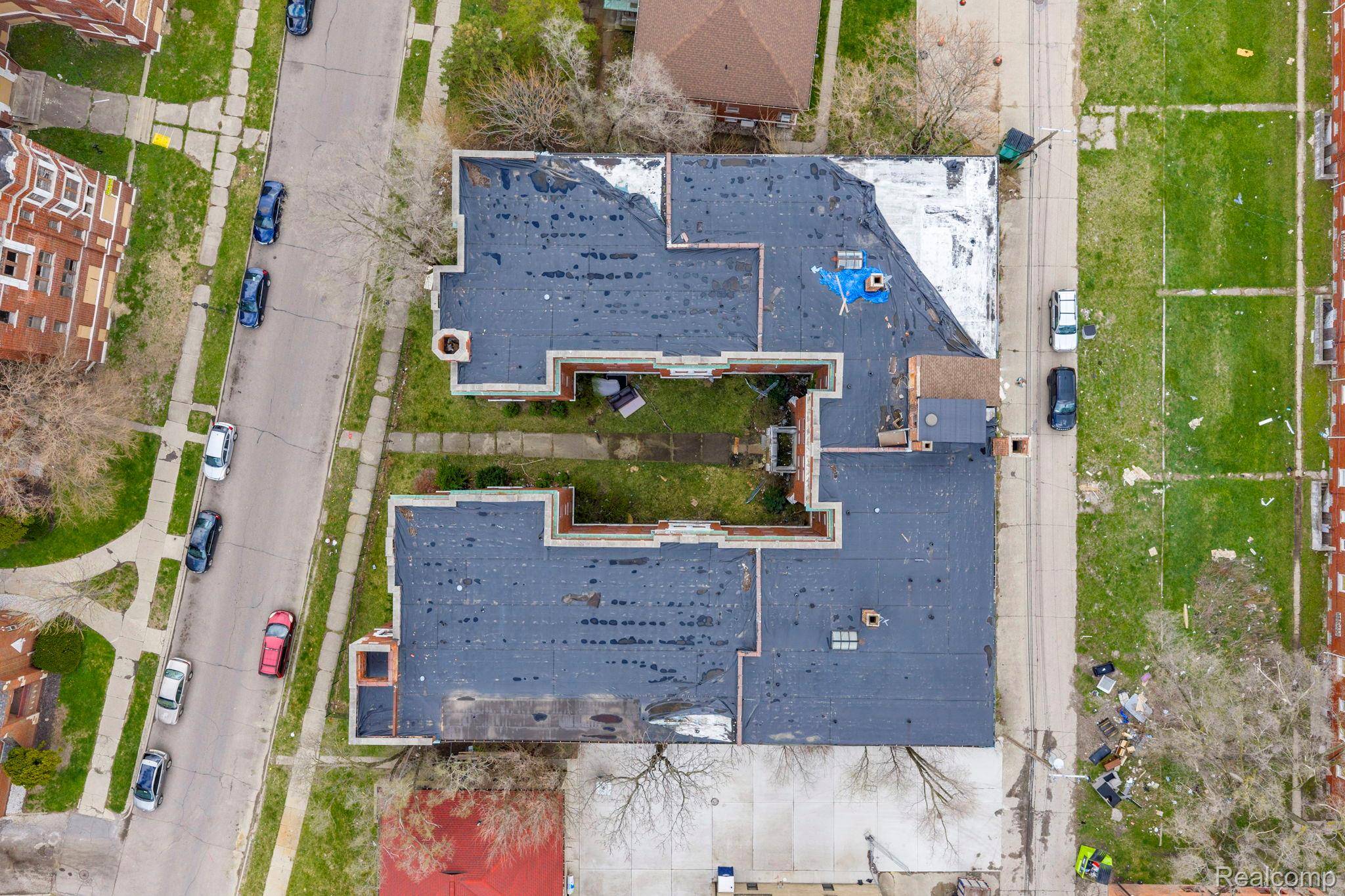 725 Whitmore RD, Detroitcity_wayne, MI 48203