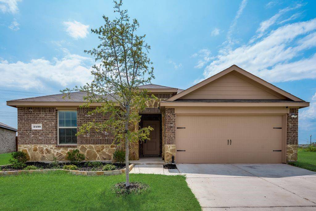 2439 Burkburnett Drive, Forney, TX 75126