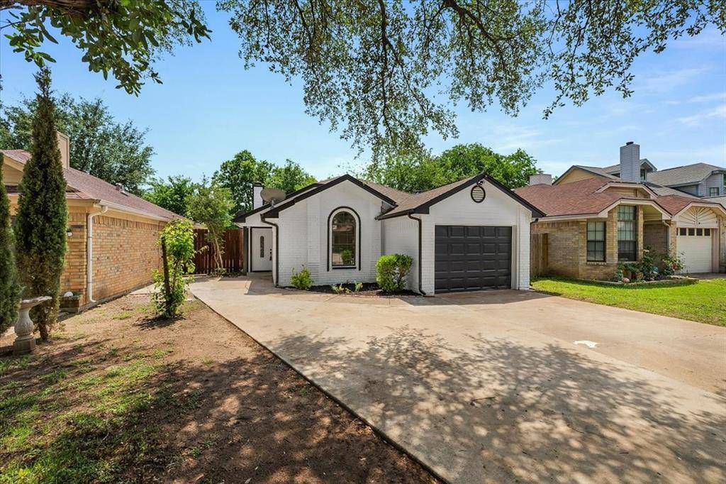 1713 Woodhall Way, Fort Worth, TX 76134