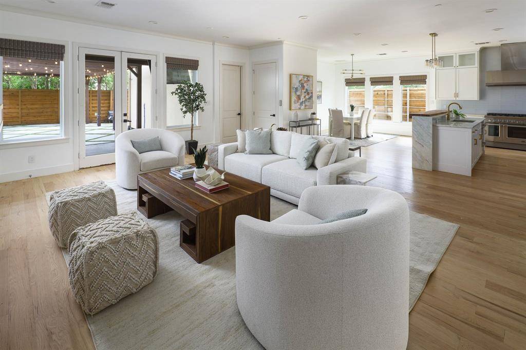 4085 Amherst Avenue, University Park, TX 75225