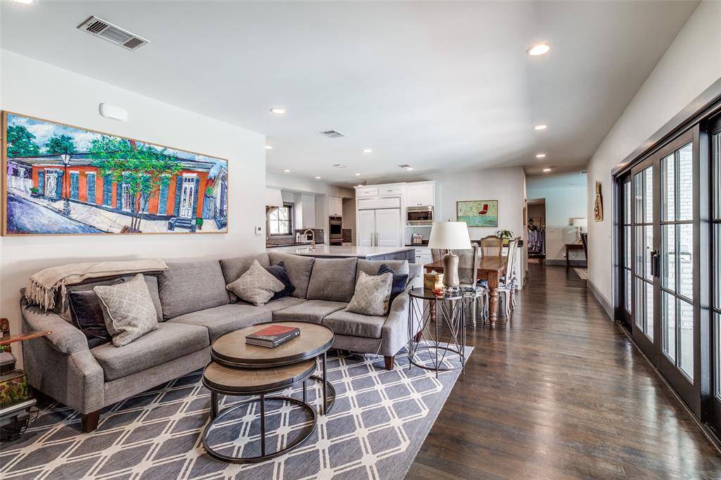 10615 Park Preston Drive, Dallas, TX 75230