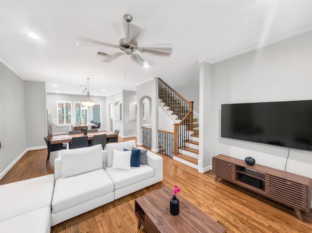 15850 Quorum Drive, Addison, TX 75001