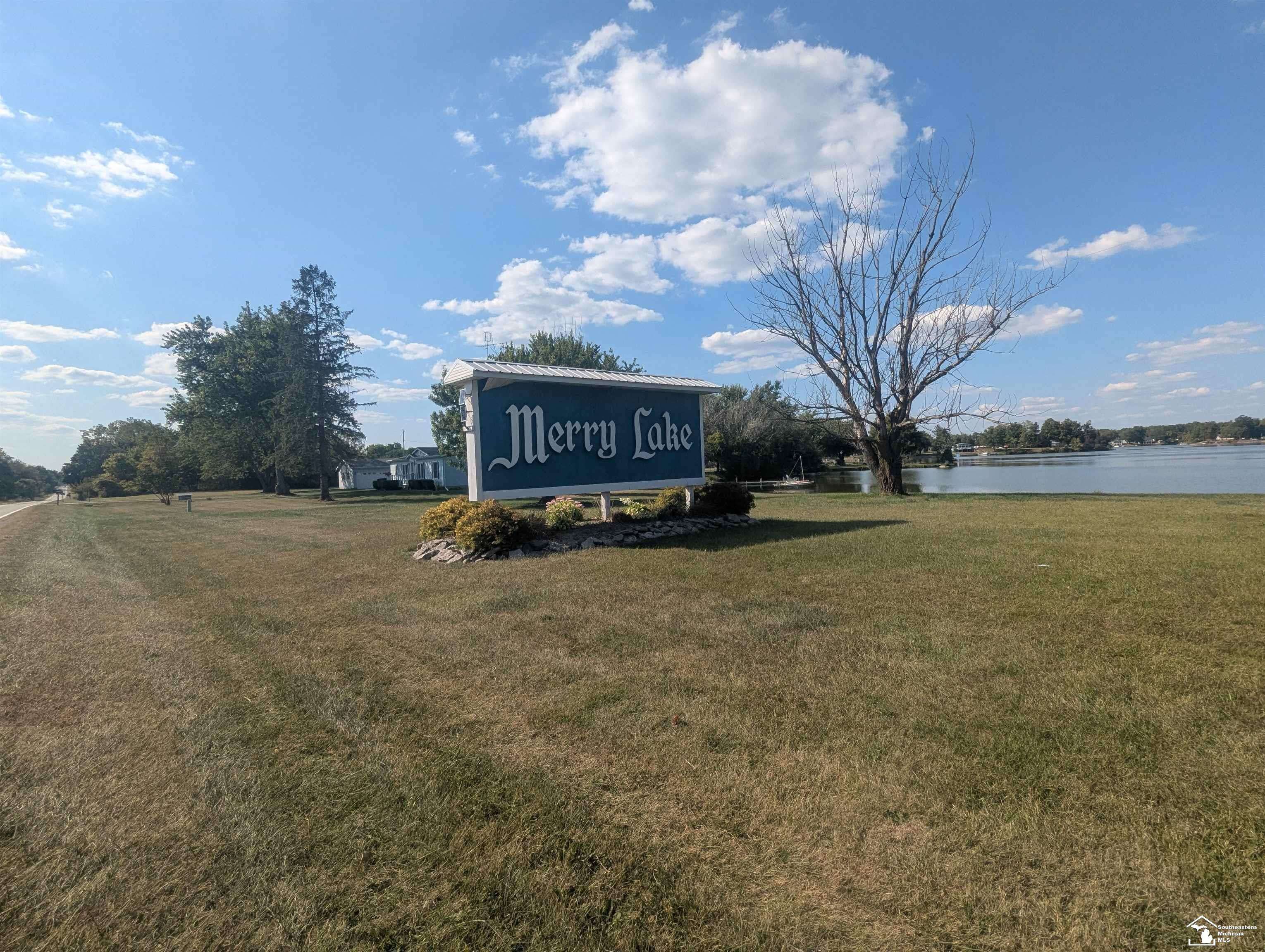 4002 & 4014 Meadowlawn DR, Amboytownship_hillsdale, MI 49232