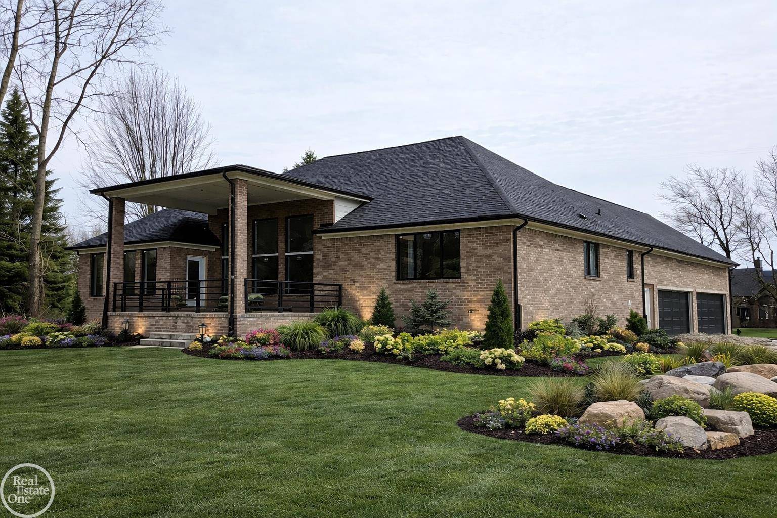 880 Hemlock DR, Addison Twp, MI 48370