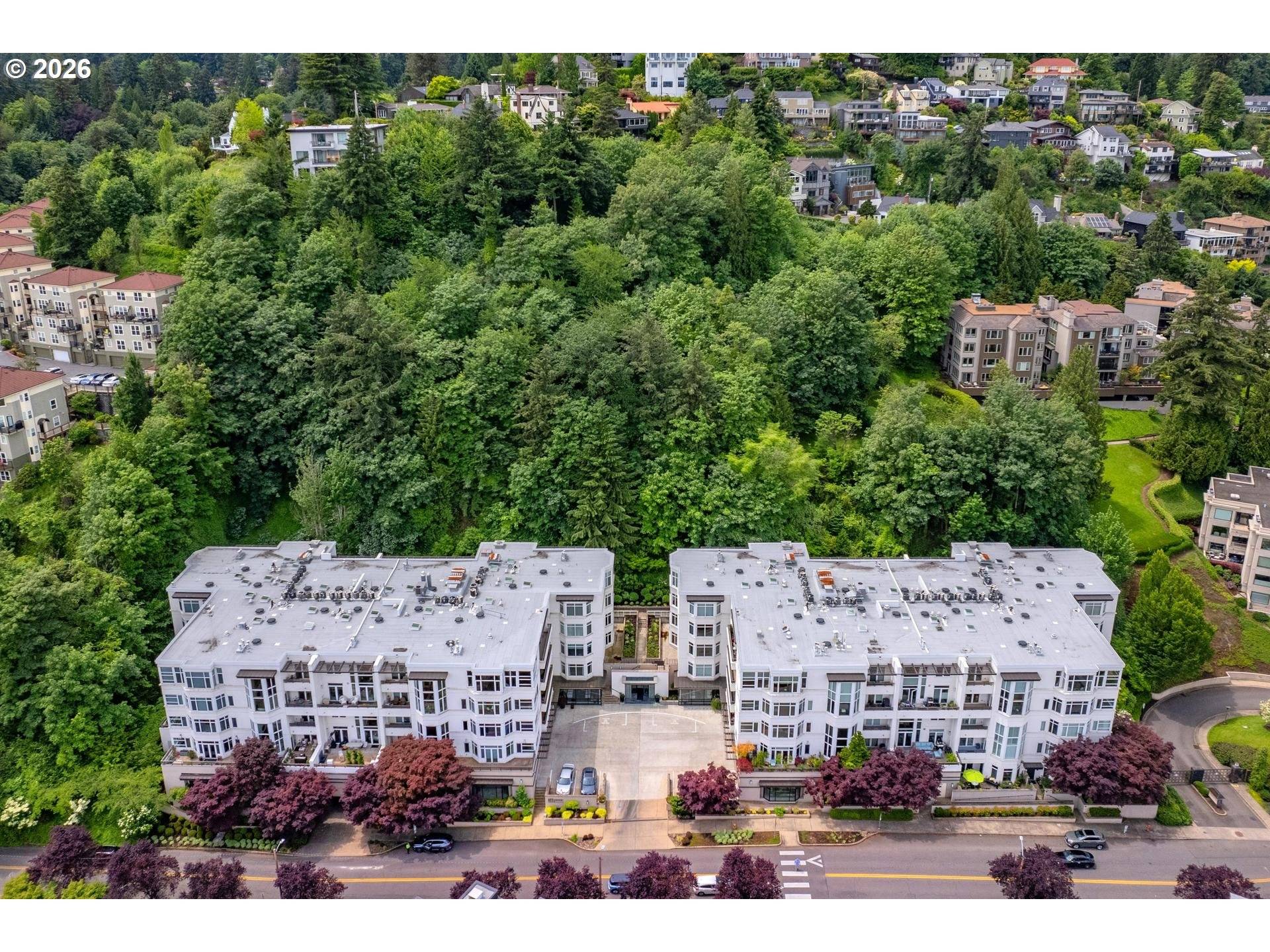 2445 NW WESTOVER RD #414, Portland, OR 97210