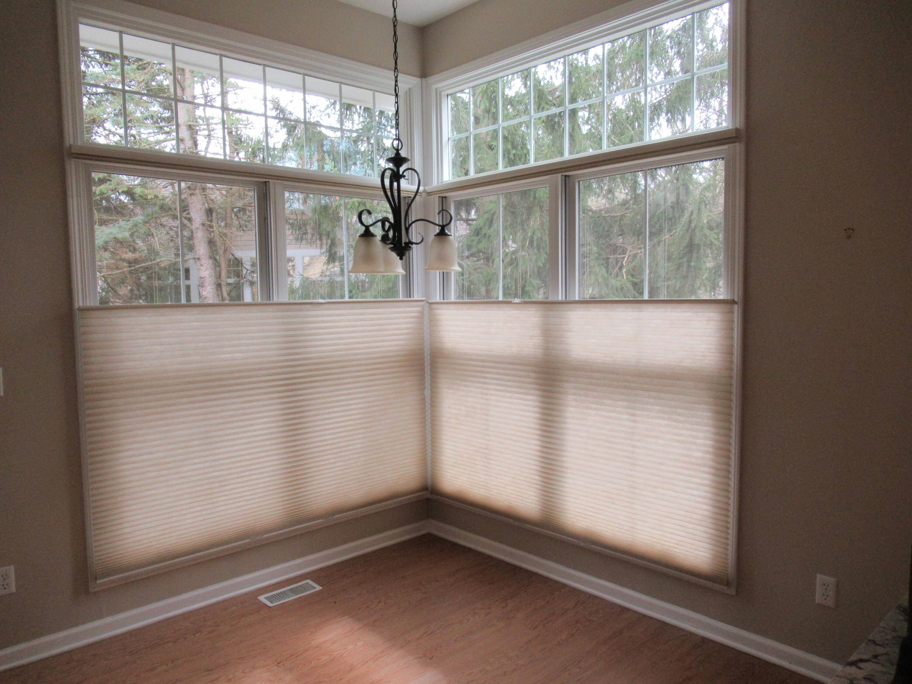 982 Sunflower CT #19, Parktownship_ottawa, MI 49424