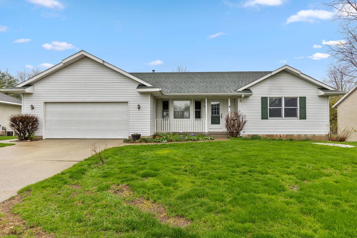 655 Birkdale CT, Coopersvillecity_ottawa, MI 49404