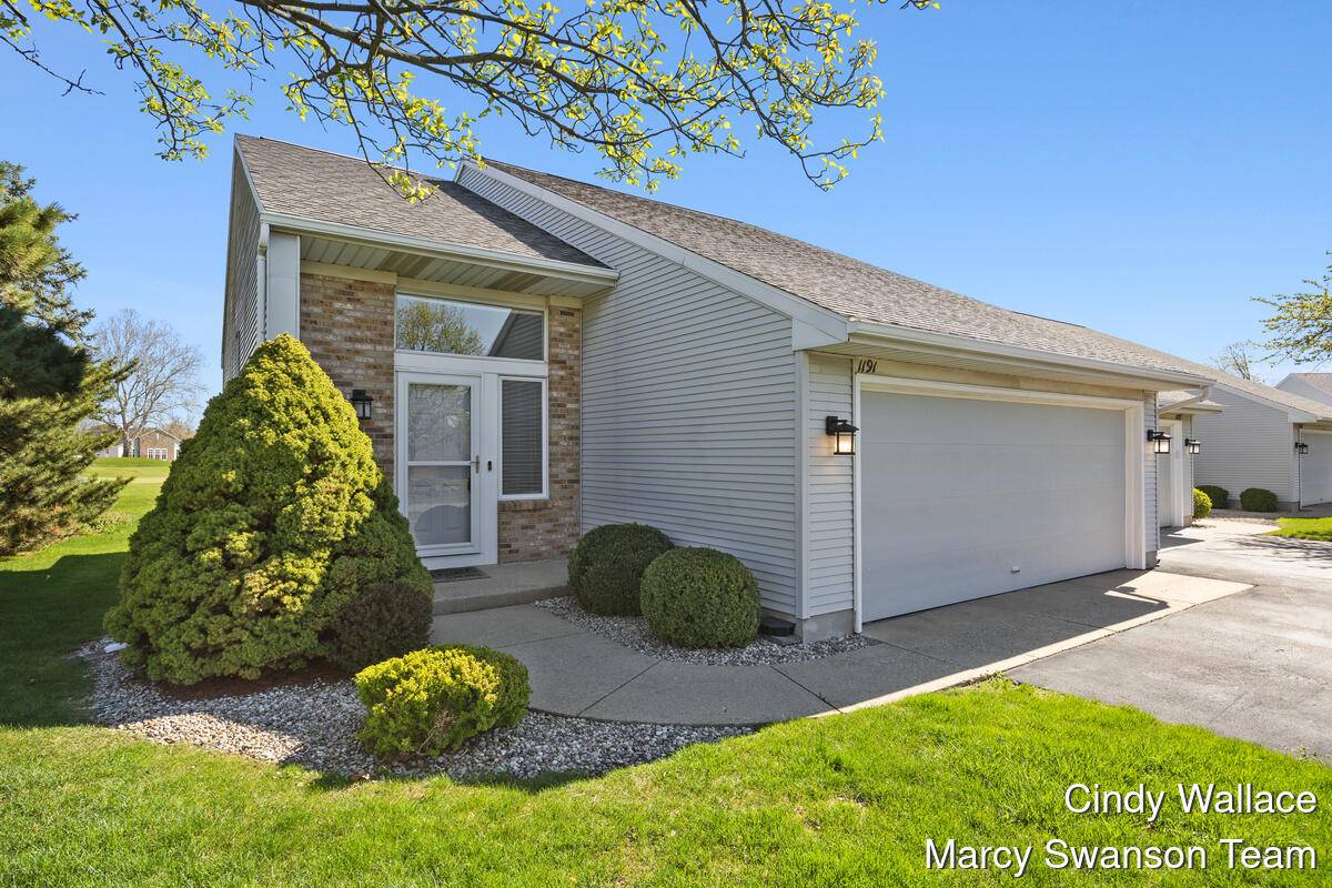 1191 Fairfield DR #1, Georgetown Twp, MI 49426