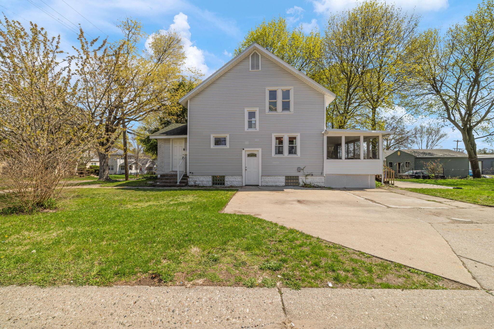 1000 Evergreen ST SE, Grandrapidscity_kent, MI 49507